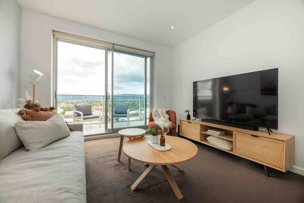 City Apartment, Pool & Carpark Adelaide Buitenkant foto