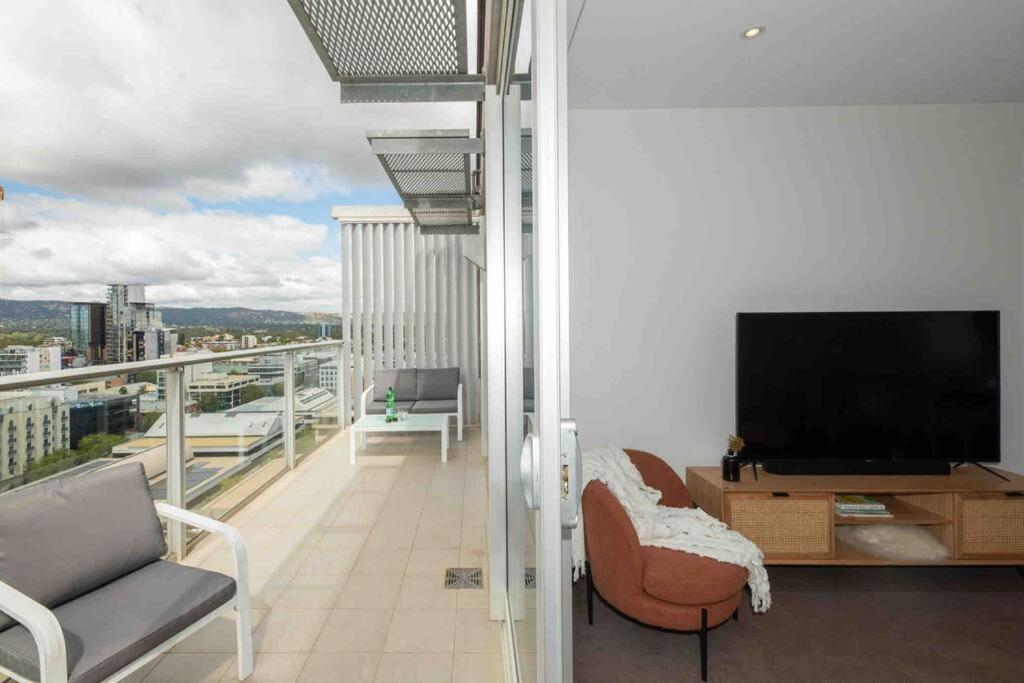 City Apartment, Pool & Carpark Adelaide Buitenkant foto